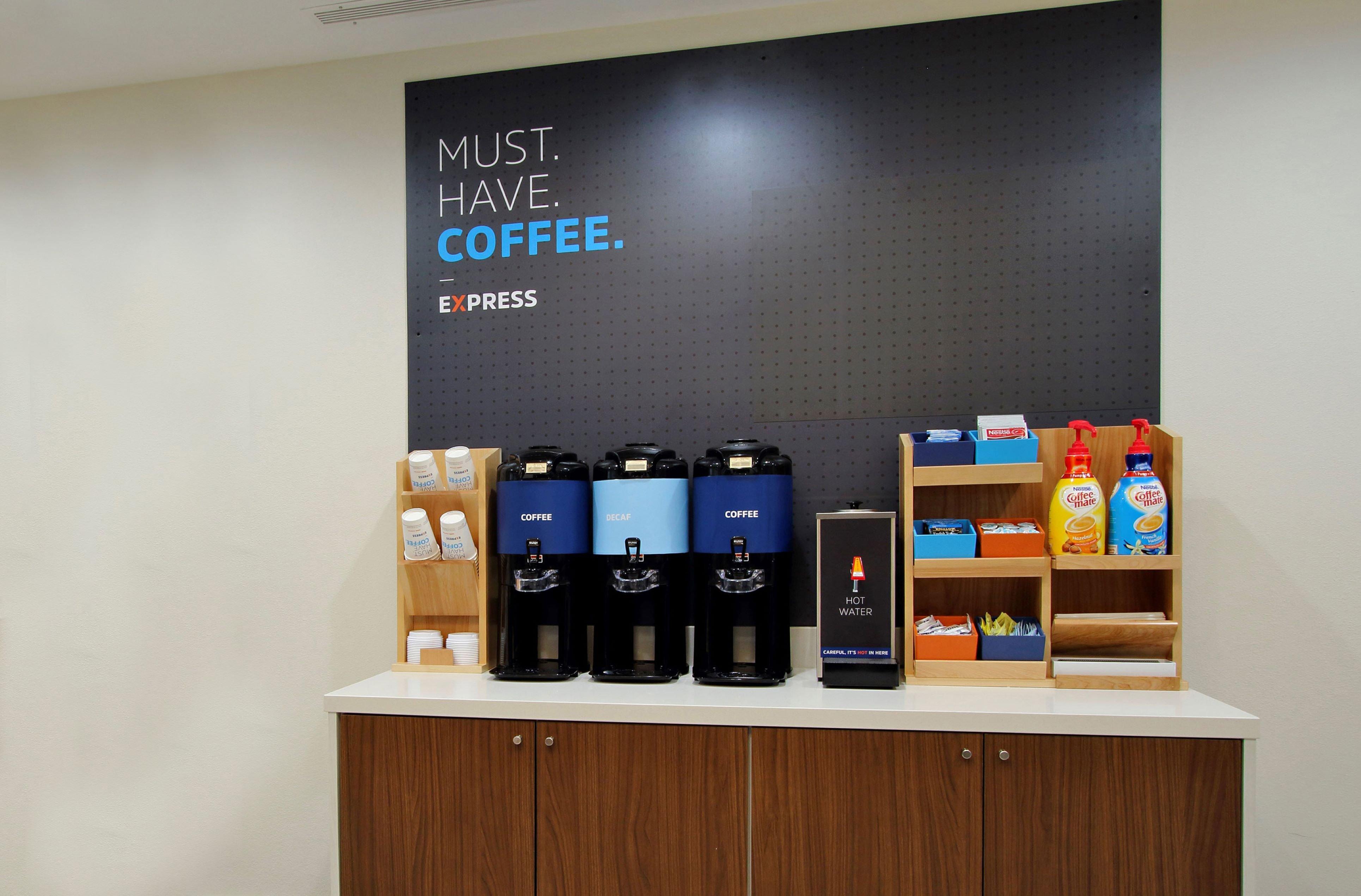 Holiday Inn Express & Suites Logan By Ihg Extérieur photo